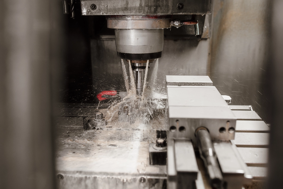 CNC rezkanje in struženje
