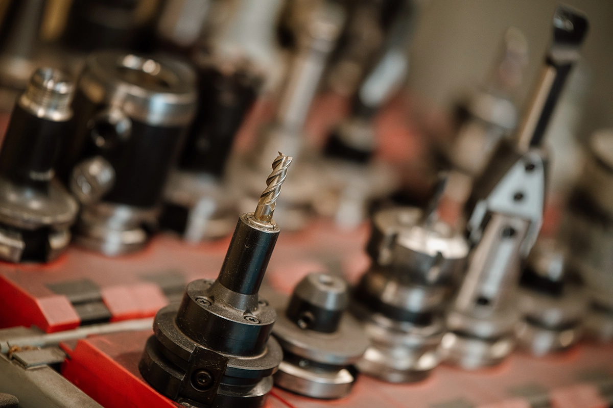 CNC rezkanje in struženje
