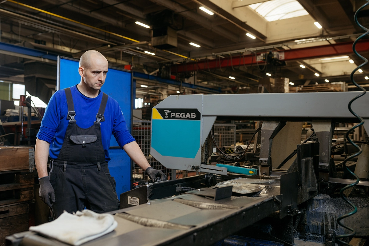 GMM PROIZVODNJA - CNC razrez profilov, cevi in palic