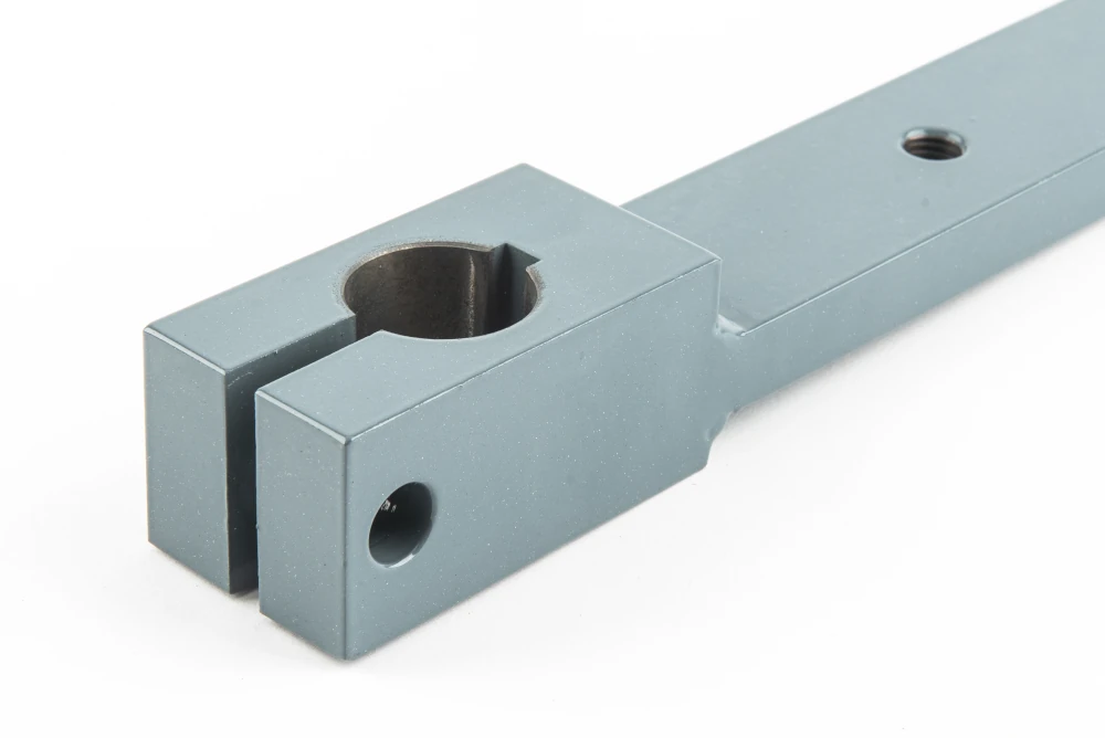 CNC rezkanje in struženje